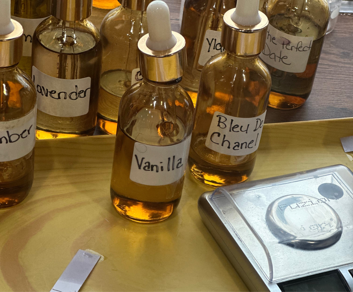 Essence of Touch
Perfume & Cologne Collection
