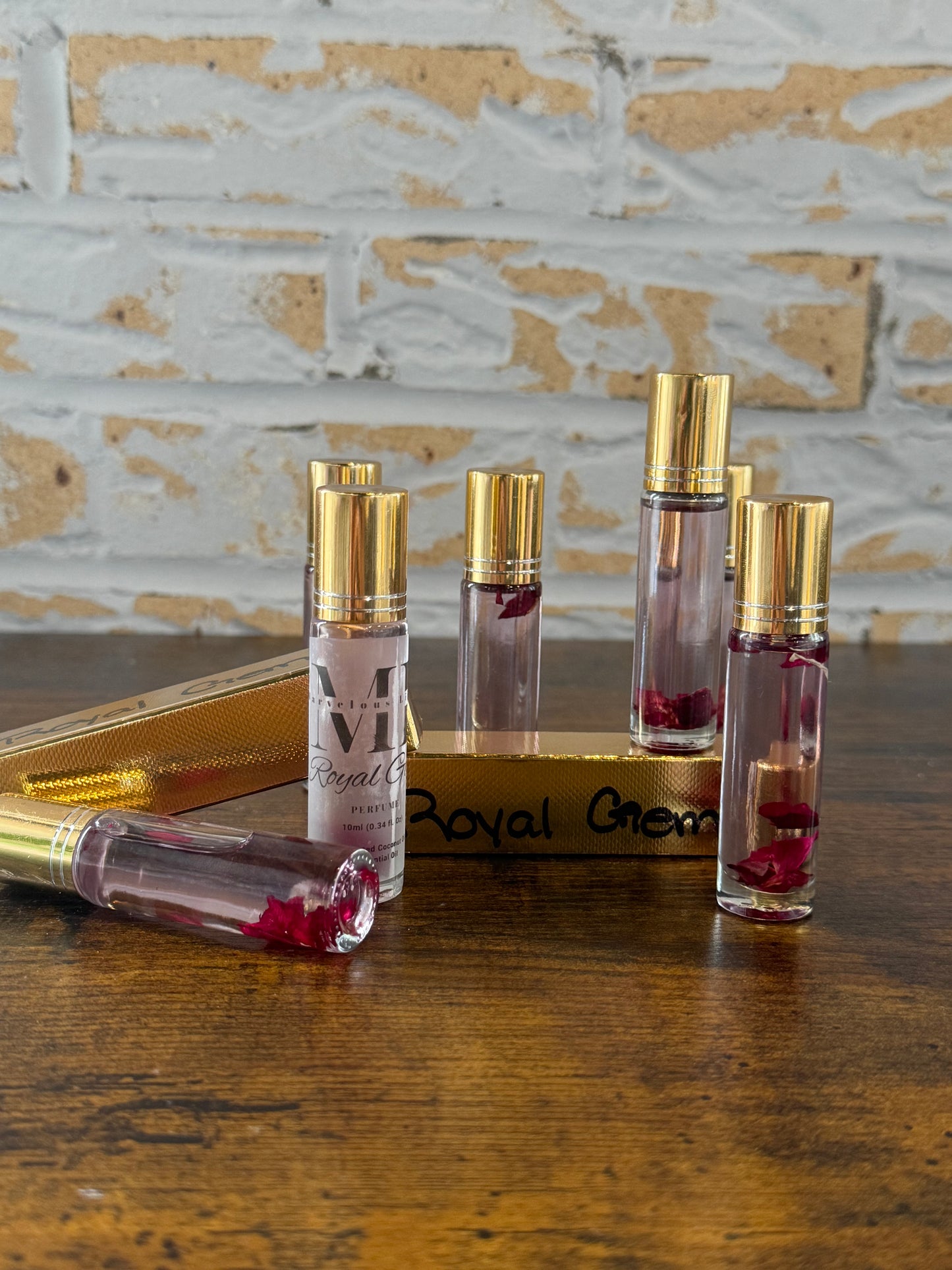 Essence of Touch
Perfume & Cologne Collection
