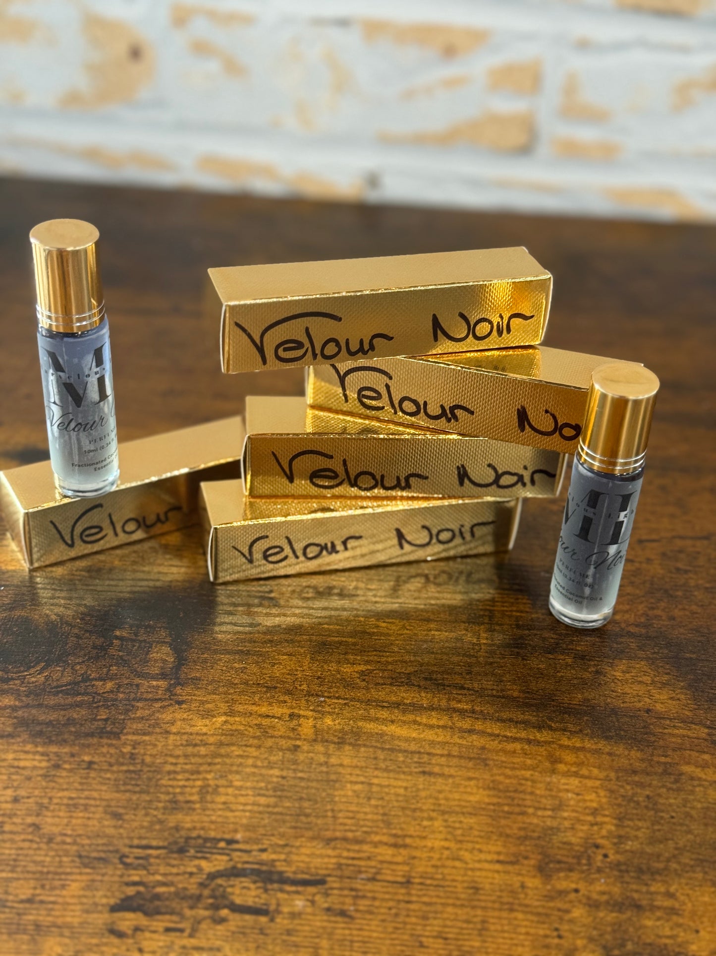 Essence of Touch
Perfume & Cologne Collection