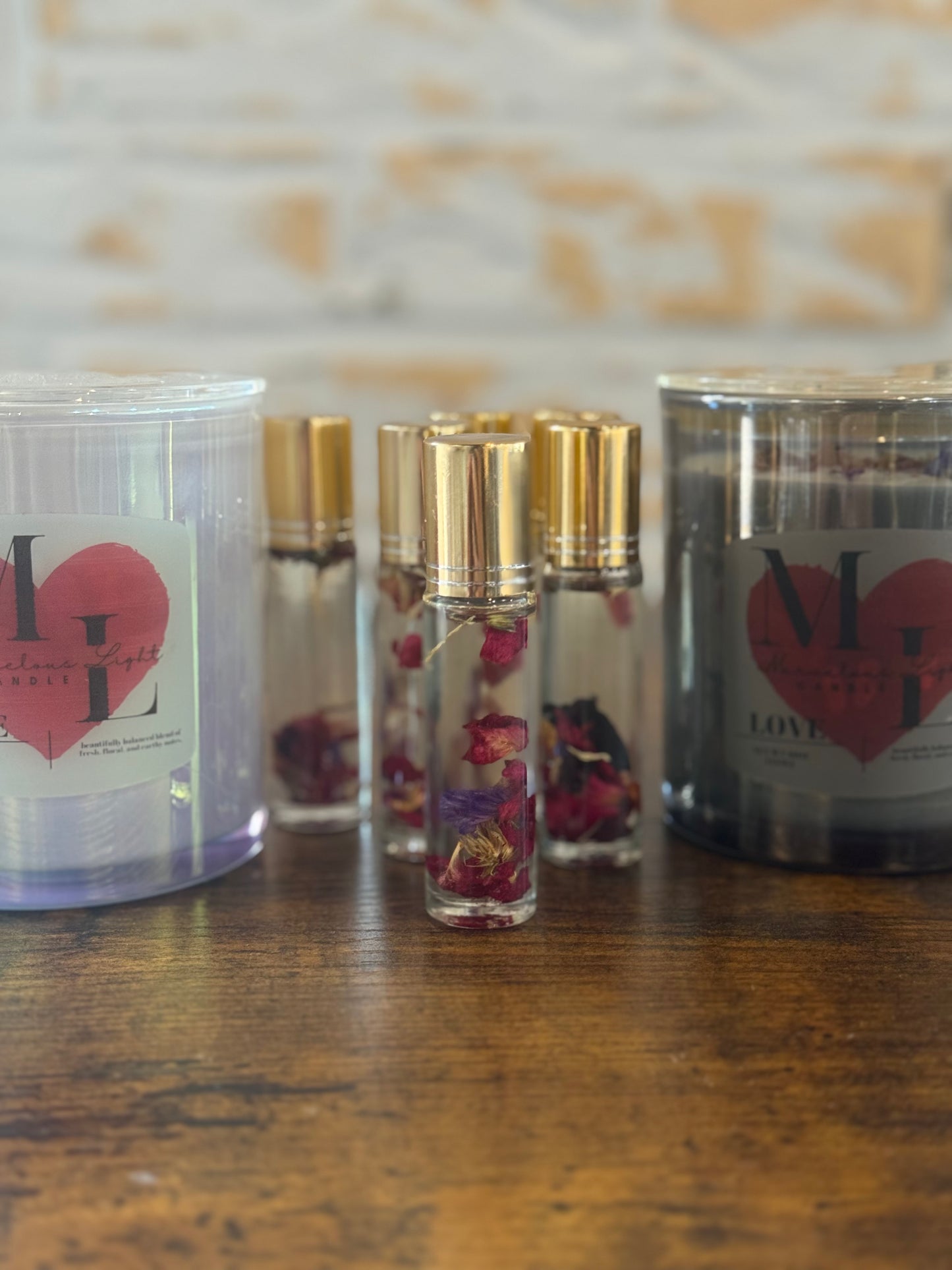 Essence of Touch
Perfume & Cologne Collection