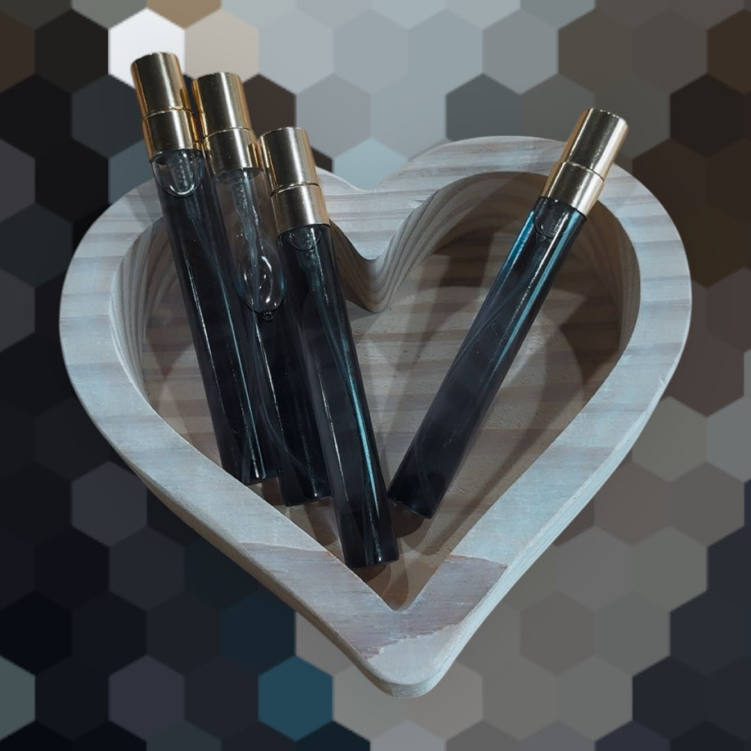 Essence of Touch
Perfume & Cologne Collection
