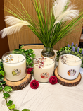 Load image into Gallery viewer, MARVELOUSLY EXTRAORDINARY™
Large Candles. A Bigger Experience.
